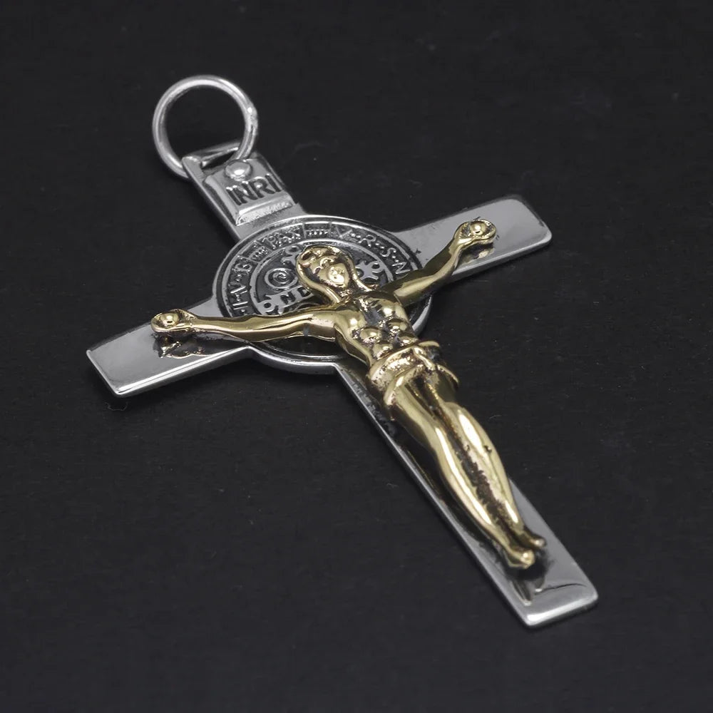 Srebrny Krucyfiks 925 „Chrystus Ukrzyżowany” – Zawieszka Wiary, 3 Rozmiary